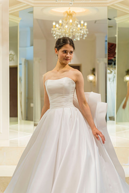 SIBILLA 【ウェディングドレス レンタル】