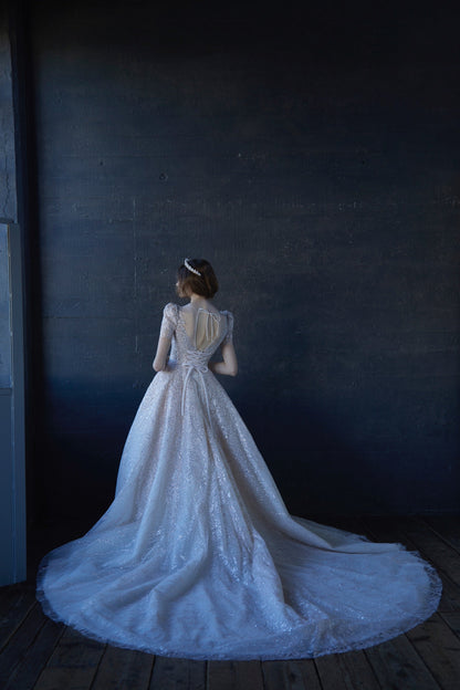 YJU2304【ウェディングドレス レンタル】