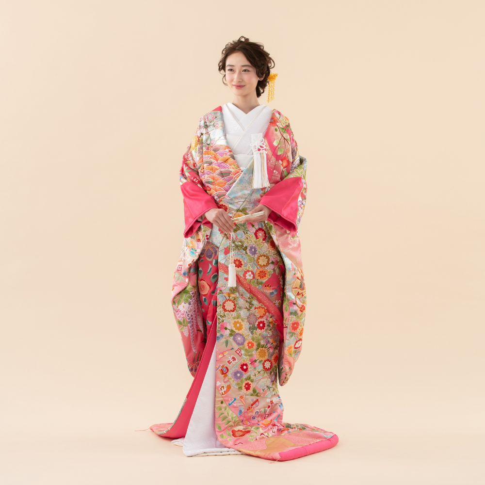 秀麗辻が花 【結婚式 和装 色打掛 レンタル】 – 結婚式準備サイトCORDY