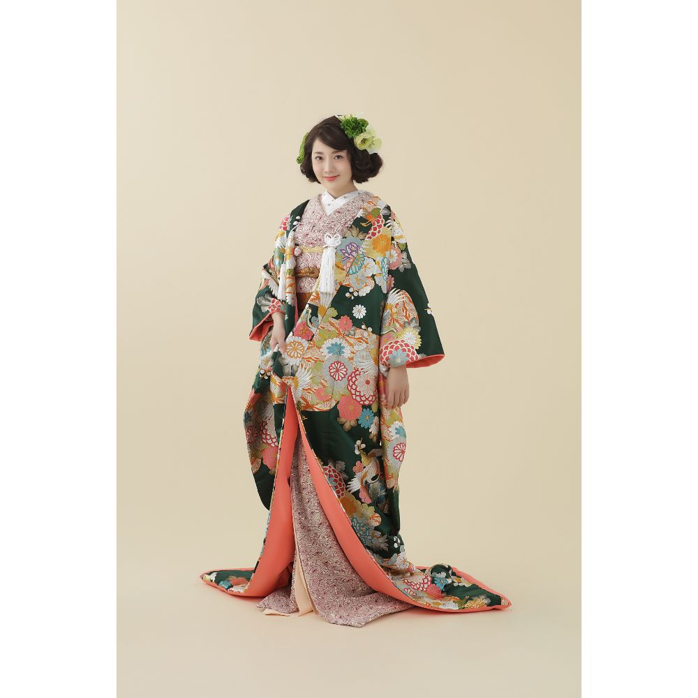 菊花飛翔の舞 【結婚式 和装 色打掛 レンタル】