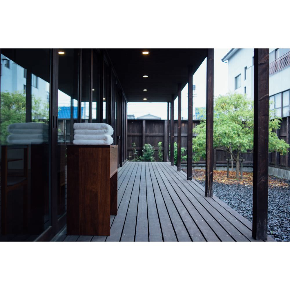 世界鶴 -風-【バスタオル】 【結婚式 ギフト 引き出物 タオル 寝具】