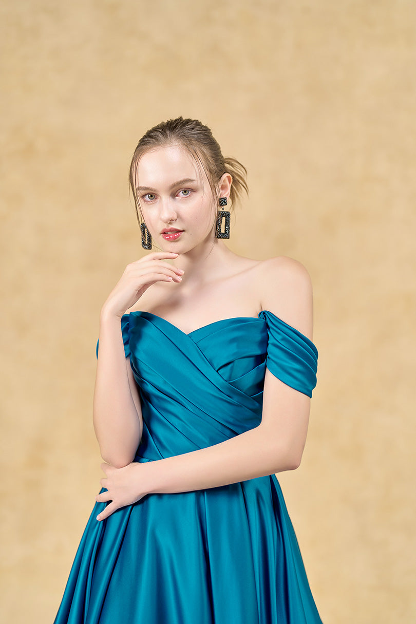 Lapis - ラピス -【結婚式 カラードレス レンタル】