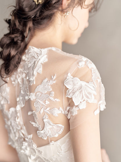 Milana - ミラーナ -【ウェディングドレス レンタル】