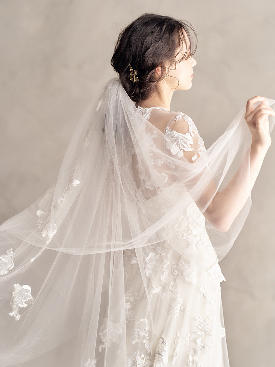 Milana - ミラーナ -【ウェディングドレス レンタル】