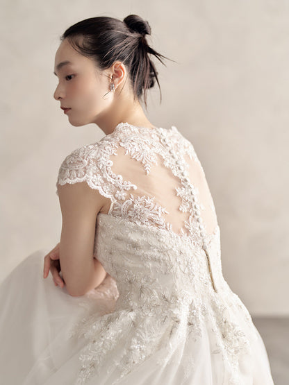 Lumiere - ルミエール -【ウェディングドレス レンタル】