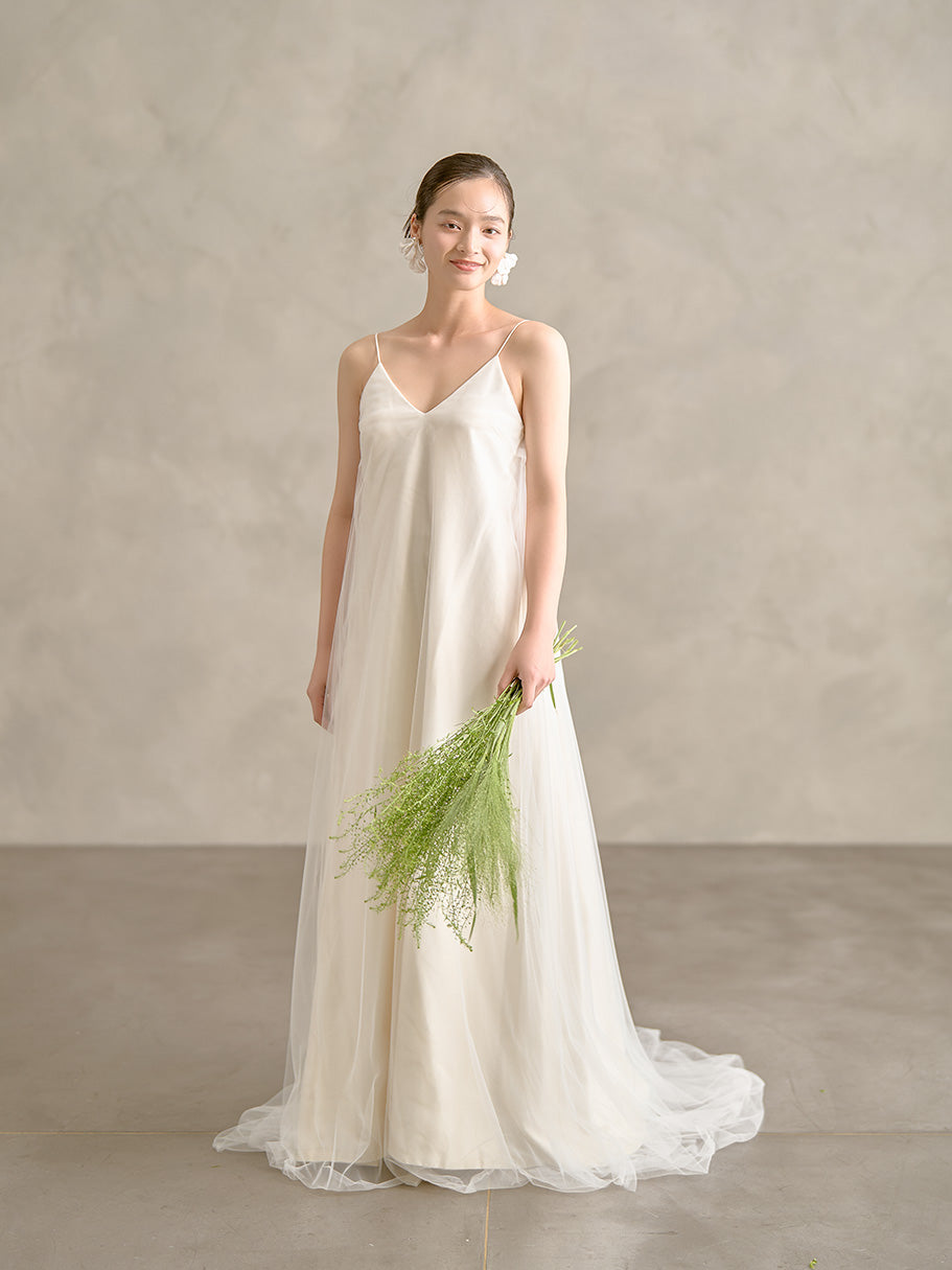 Solenne - ソレンヌ -【ウェディングドレス レンタル】