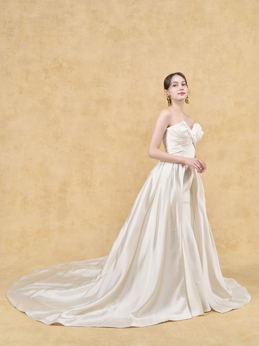 Nina - ニナ -【ウェディングドレス レンタル】