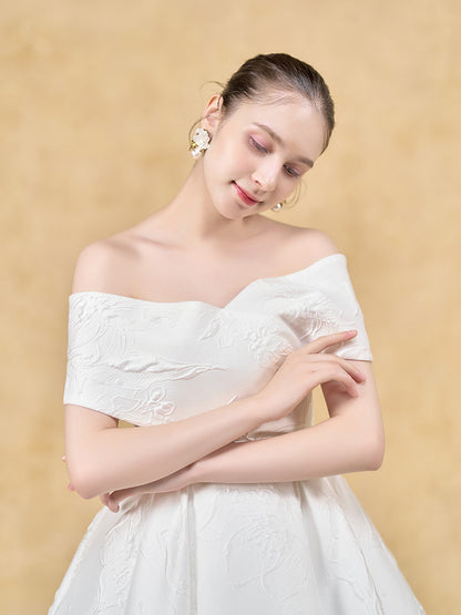 Sacro - サクロ -【ウェディングドレス レンタル】