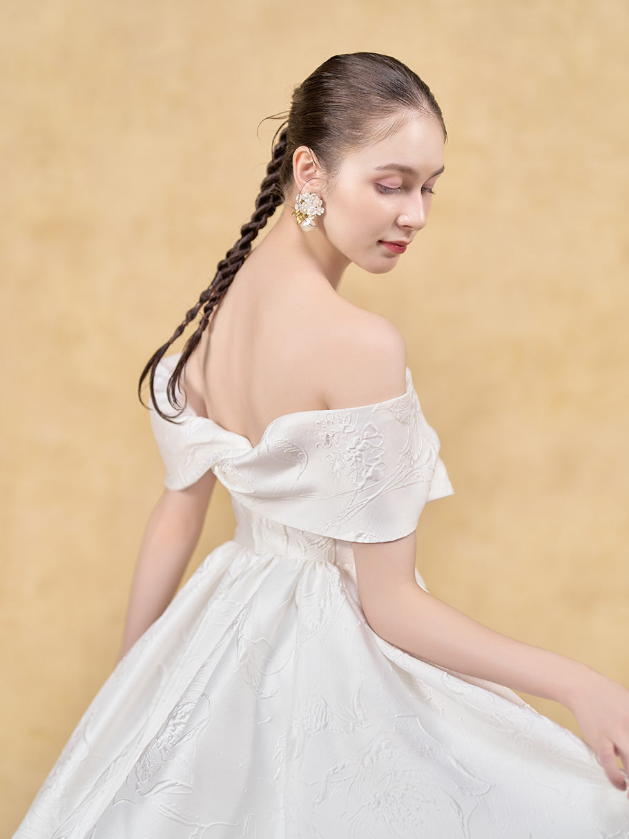 Sacro - サクロ -【ウェディングドレス レンタル】