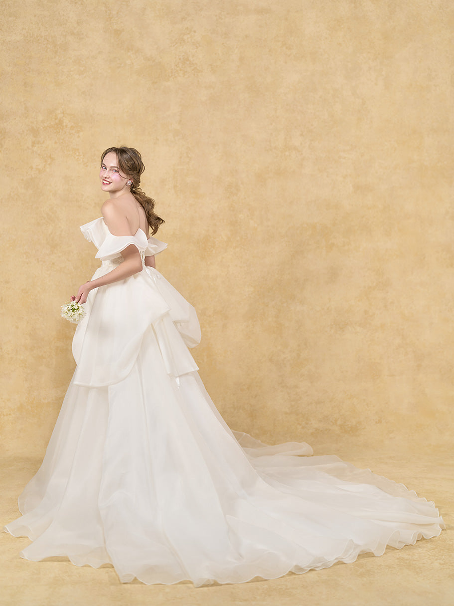 Culus - キュラス -【ウェディングドレス レンタル】