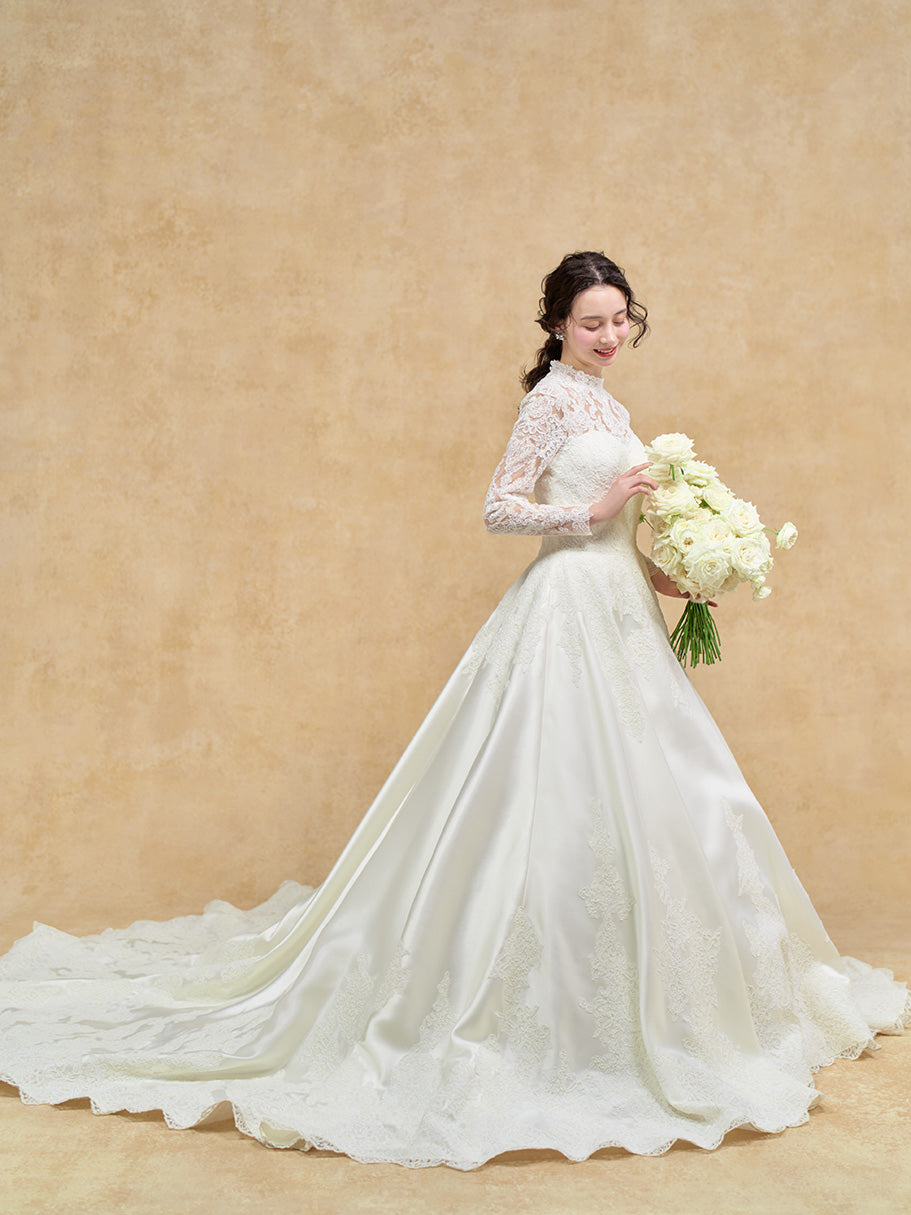 Sarah - サラ -【ウェディングドレス レンタル】