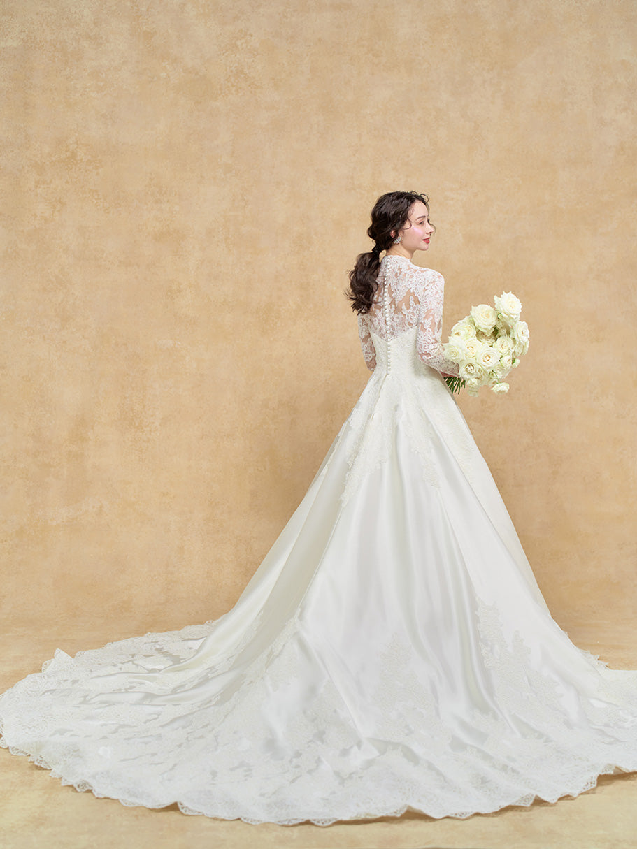 ウェディングドレス結婚式(レンタル可能) 軽井沢ドレスサロンは軽井沢の結婚式で人気・ブランド「ウェディング