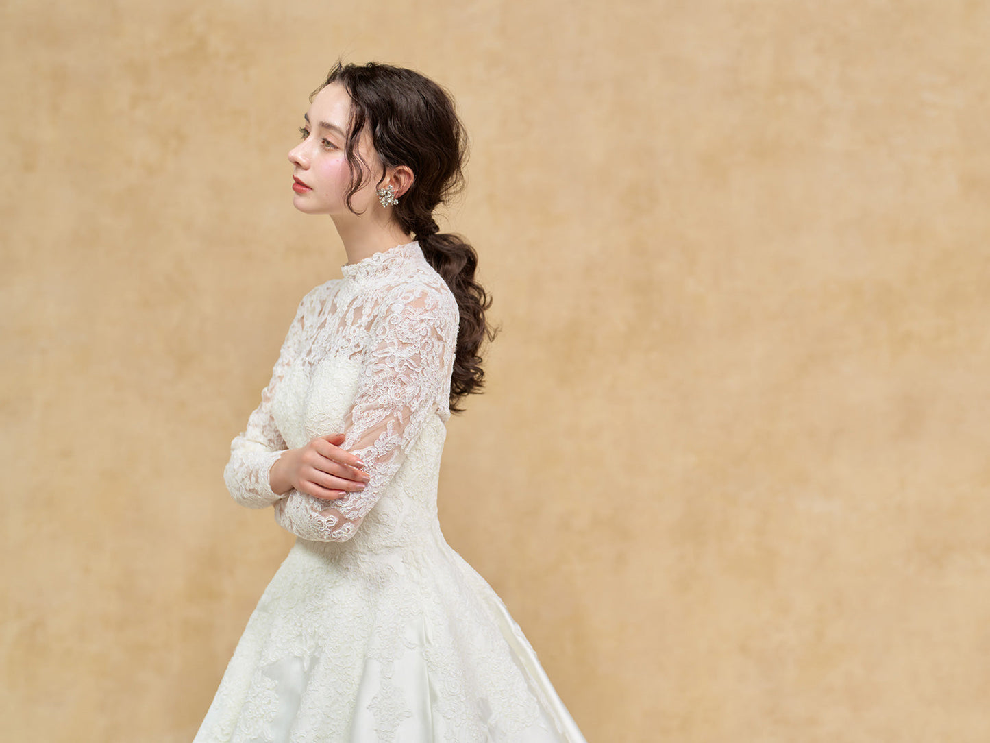 Sarah - サラ -【ウェディングドレス レンタル】