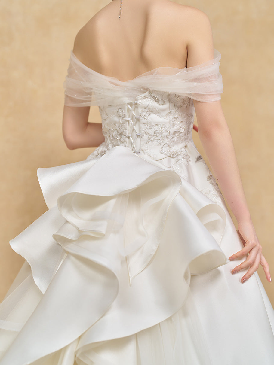 Lillian - リリアン -【ウェディングドレス レンタル】