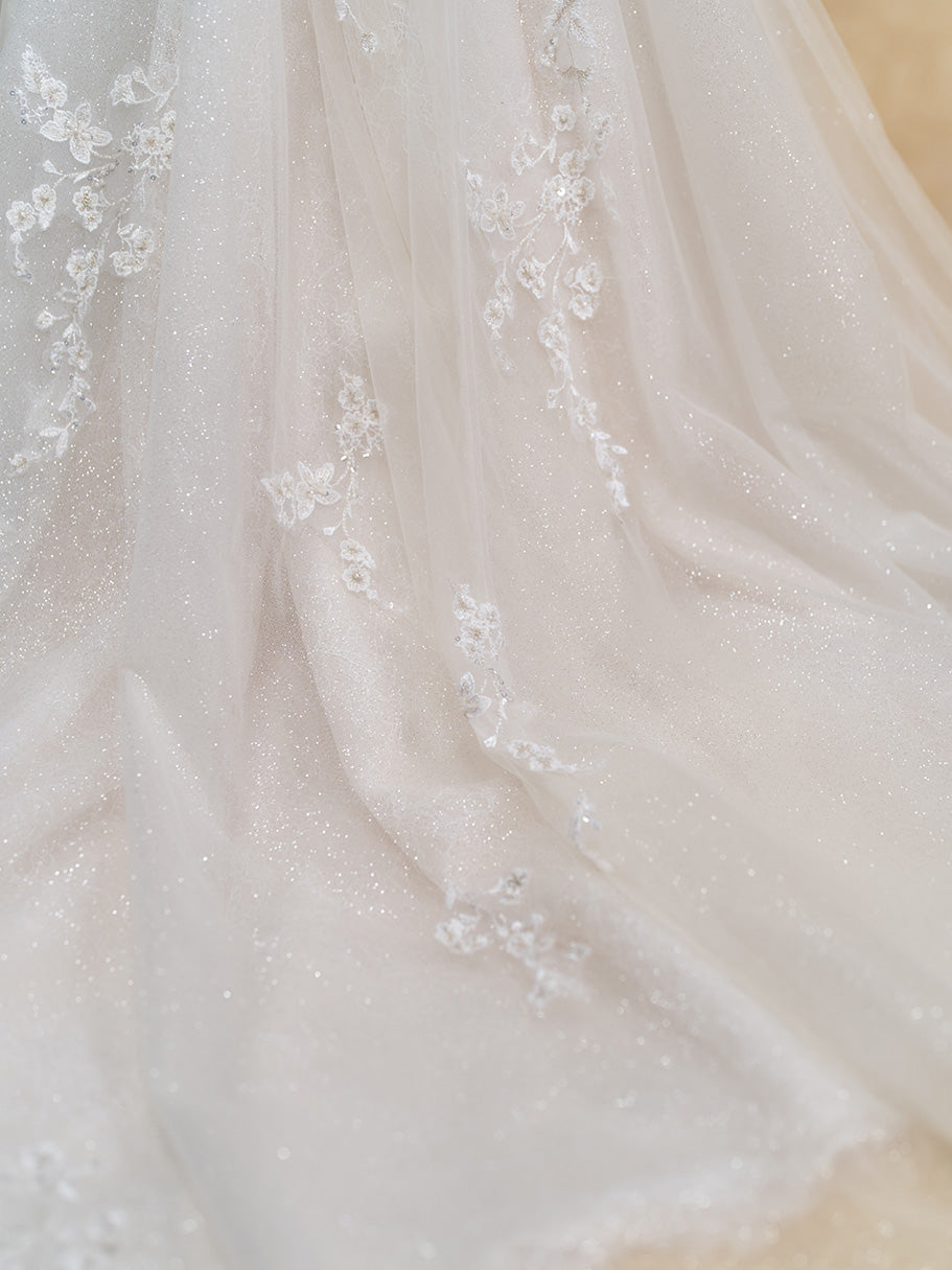 Layla - レイラ -【ウェディングドレス レンタル】