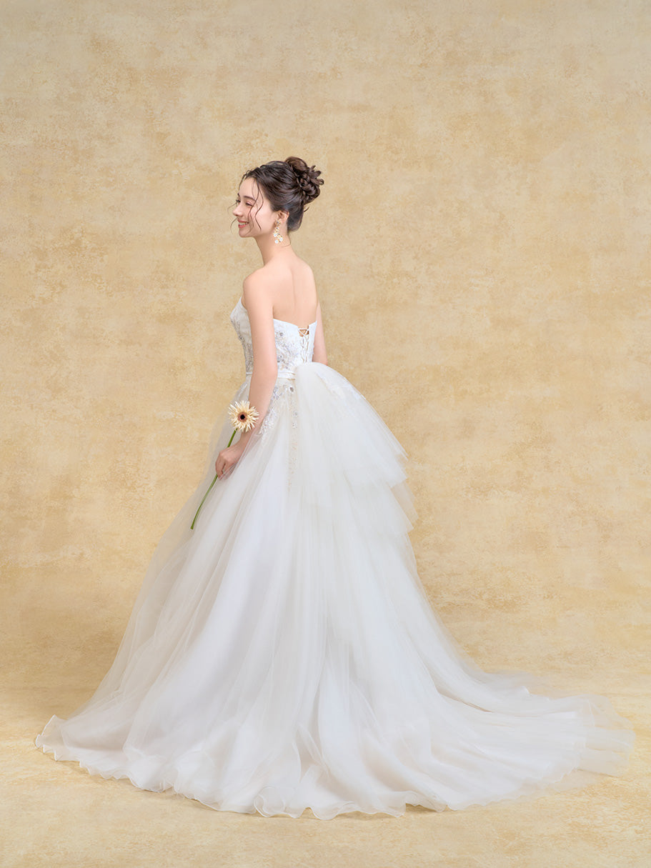 Linda - リンダ -【ウェディングドレス レンタル】