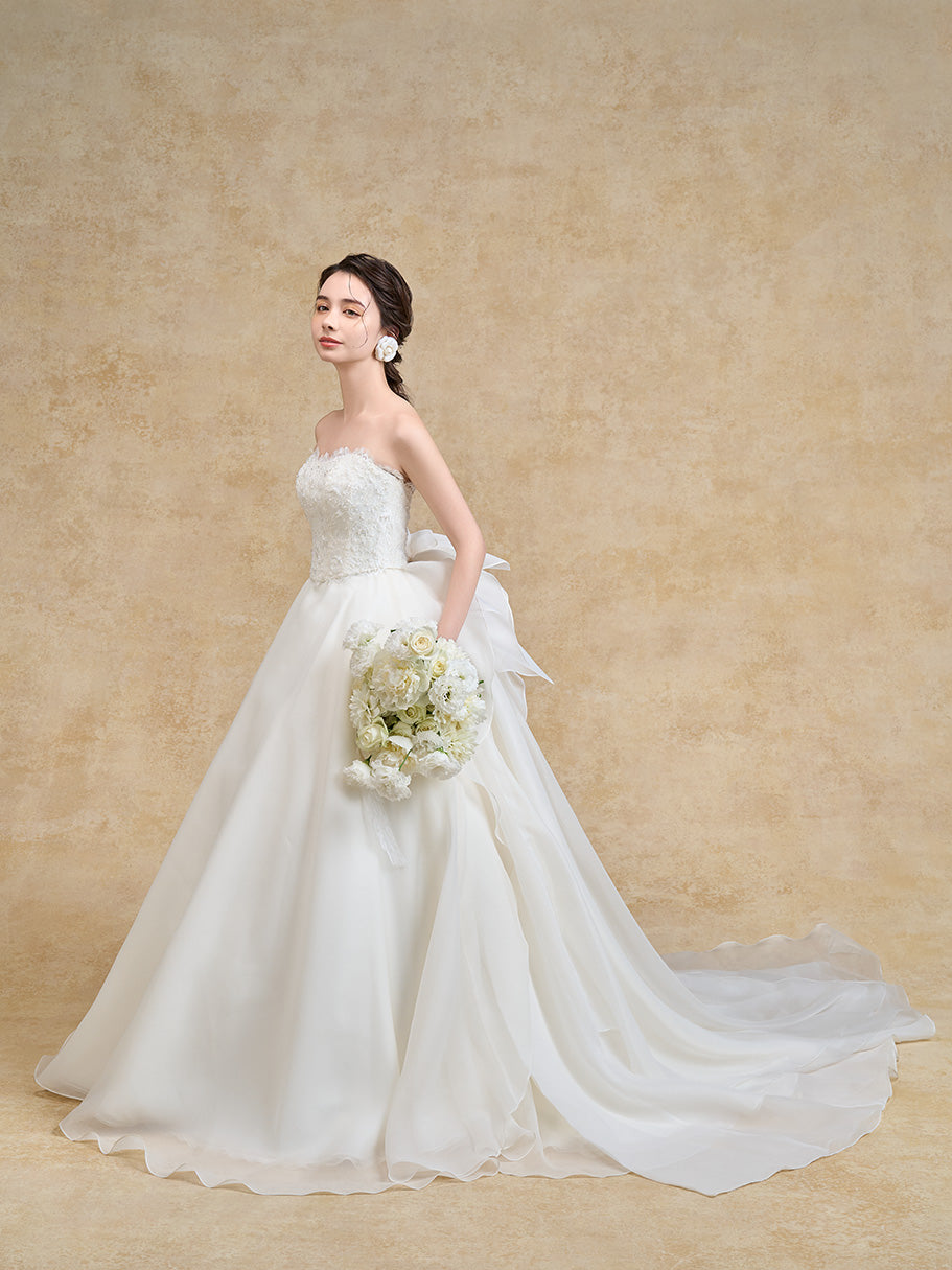 Mona - モナ -【ウェディングドレス レンタル】