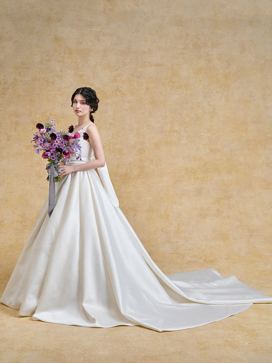 Ideal - イデアル - 【ウェディングドレス レンタル】