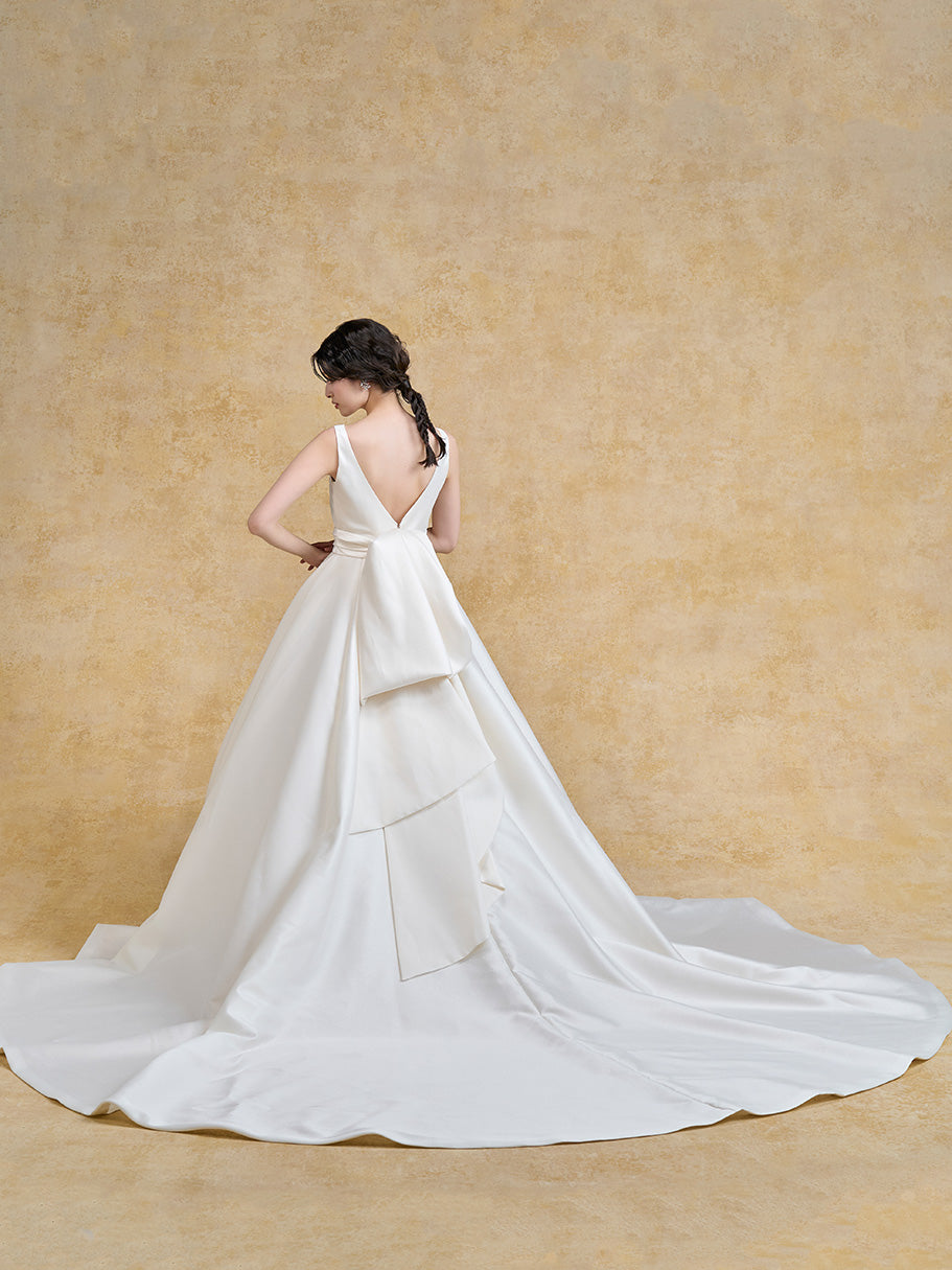 Ideal - イデアル - 【ウェディングドレス レンタル】