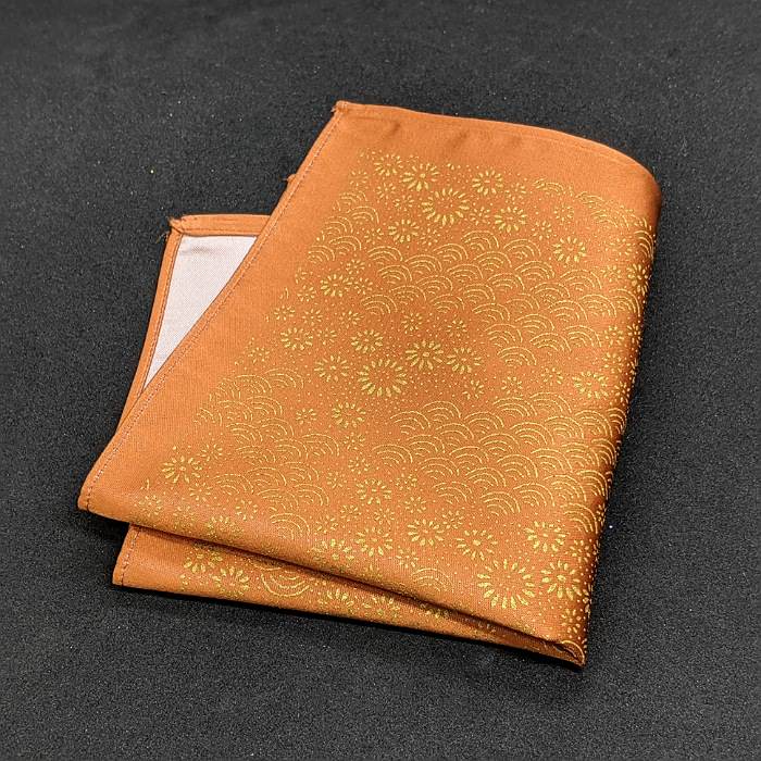 【着物職人手作り 金彩シルクポケットチーフ】ゴールド ブラウン Nsplus 19926 【結婚式 ハンカチ チーフ 小物】