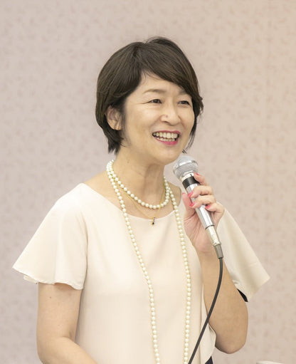 室屋佳子(披露宴) 【結婚式 披露宴 司会】