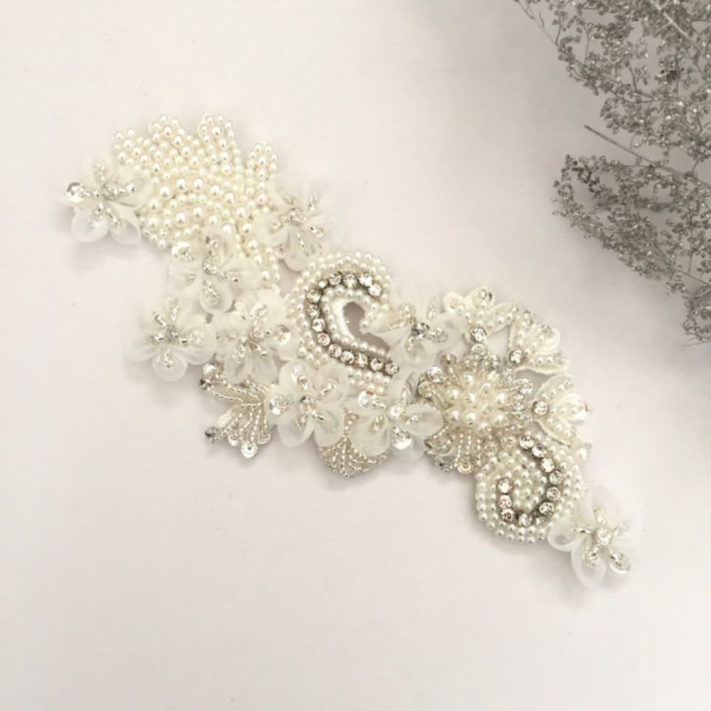 【ヘッドドレス】Cheri 刺繍ヘッドアクセサリー 【結婚式　ヘアアクセサリー】