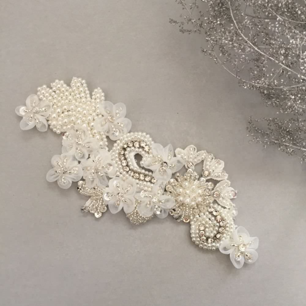 【ヘッドドレス】Cheri 刺繍ヘッドアクセサリー 【結婚式 ヘアアクセサリー】