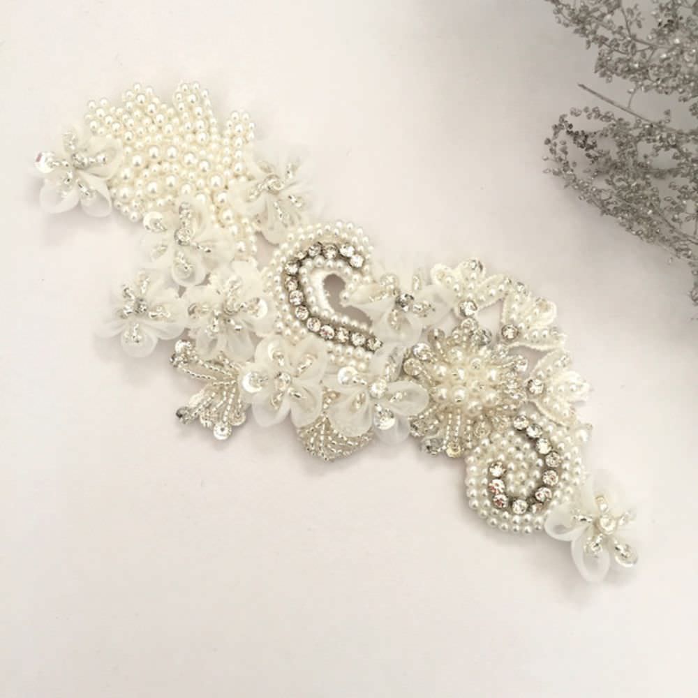 【ヘッドドレス】Cheri 刺繍ヘッドアクセサリー 【結婚式　ヘアアクセサリー】