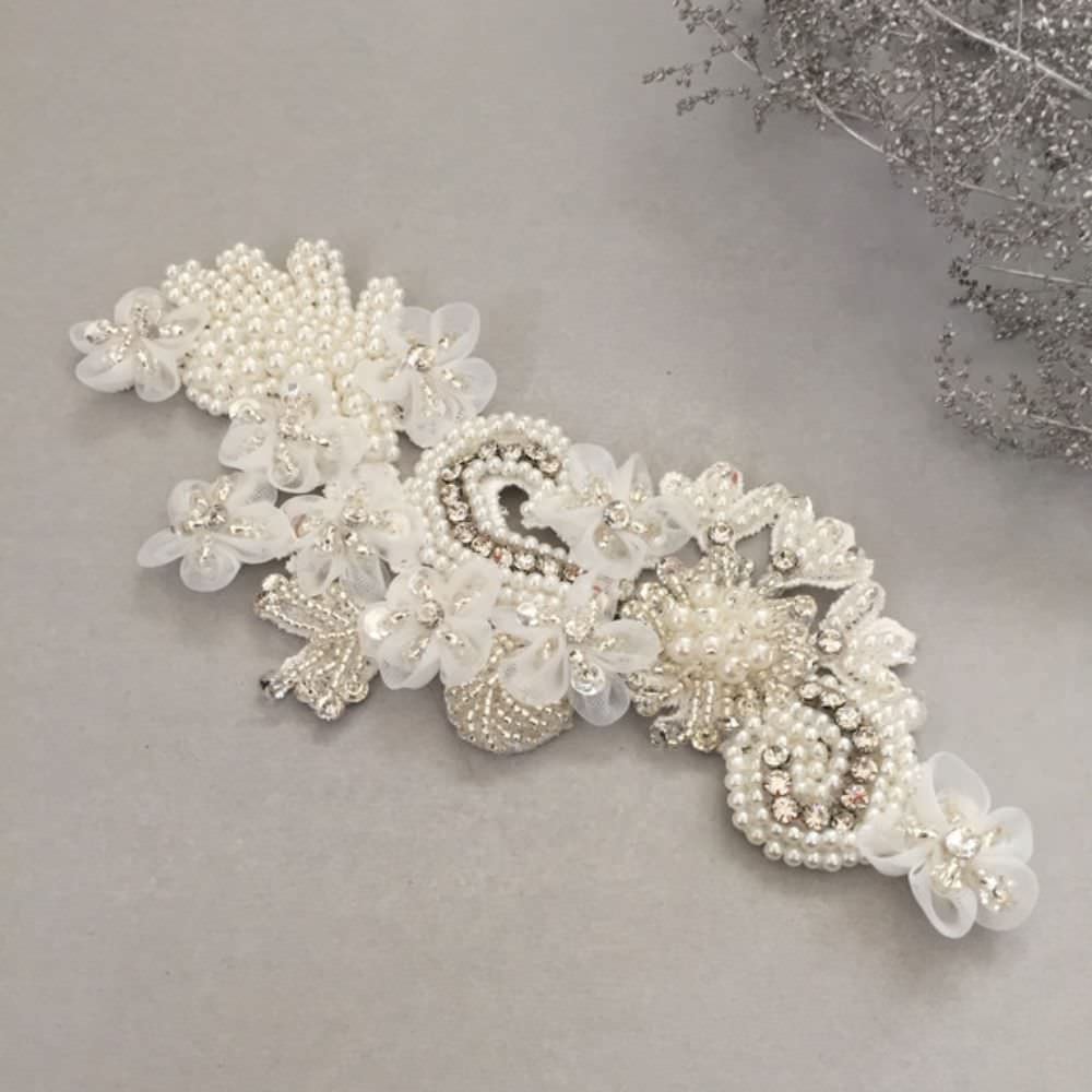 【ヘッドドレス】Cheri 刺繍ヘッドアクセサリー 【結婚式 ヘアアクセサリー】