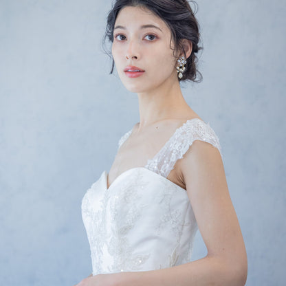 Resoll ⅽollection ELENA【ウェディングドレス レンタル】