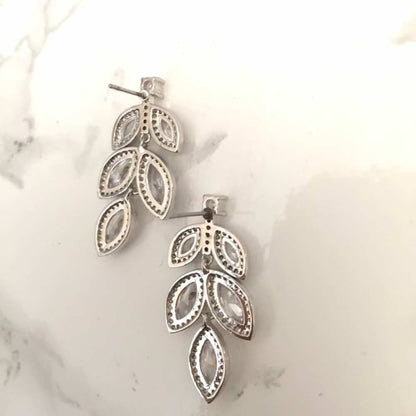 rin ジルコニアネックレス&ピアスセット/ブライダルアクセサリー 【結婚式 アクセサリーセット】