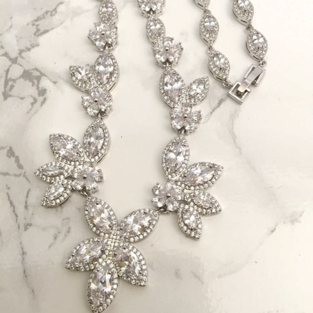 rin ジルコニアネックレス&ピアスセット/ブライダルアクセサリー 【結婚式 アクセサリーセット】