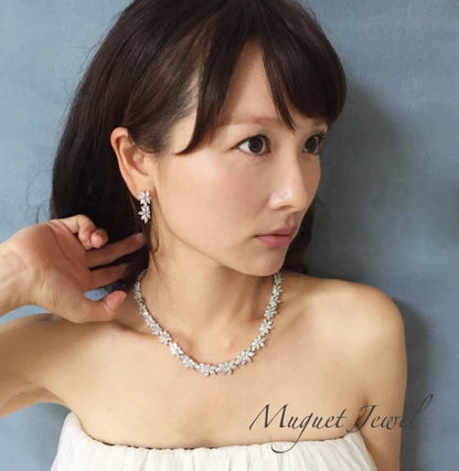 flower ジルコニアネックレス&ピアスセット/ブライダルアクセサリー 【結婚式 アクセサリーセット】