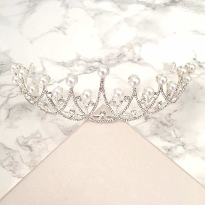 【ヘッドドレス】princess ビジューブライダルティアラ 【結婚式 ヘアアクセサリー】