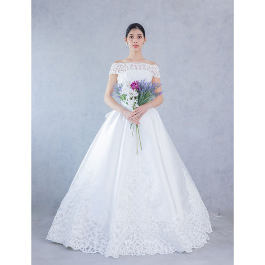 Resoll ⅽollection MYRRH【ウェディングドレス レンタル】