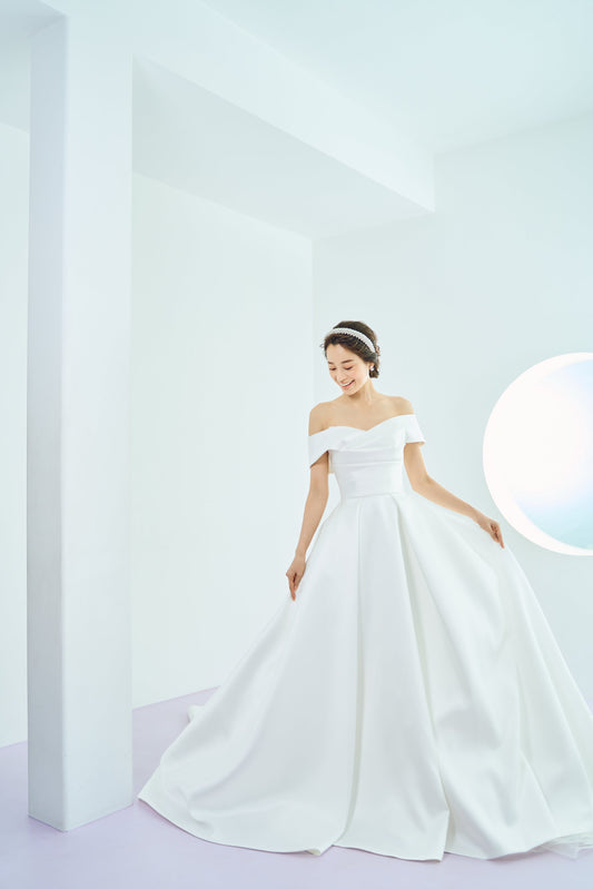 Loa ロア【ウェディングドレス レンタル】韓国ドレス/LEMERE Aライン【結婚式】