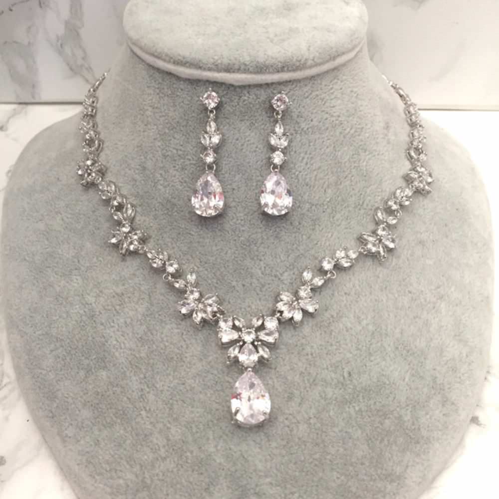 juri silverジルコニアネックレス&ピアスセット/ブライダルアクセサリー 【結婚式 アクセサリーセット】