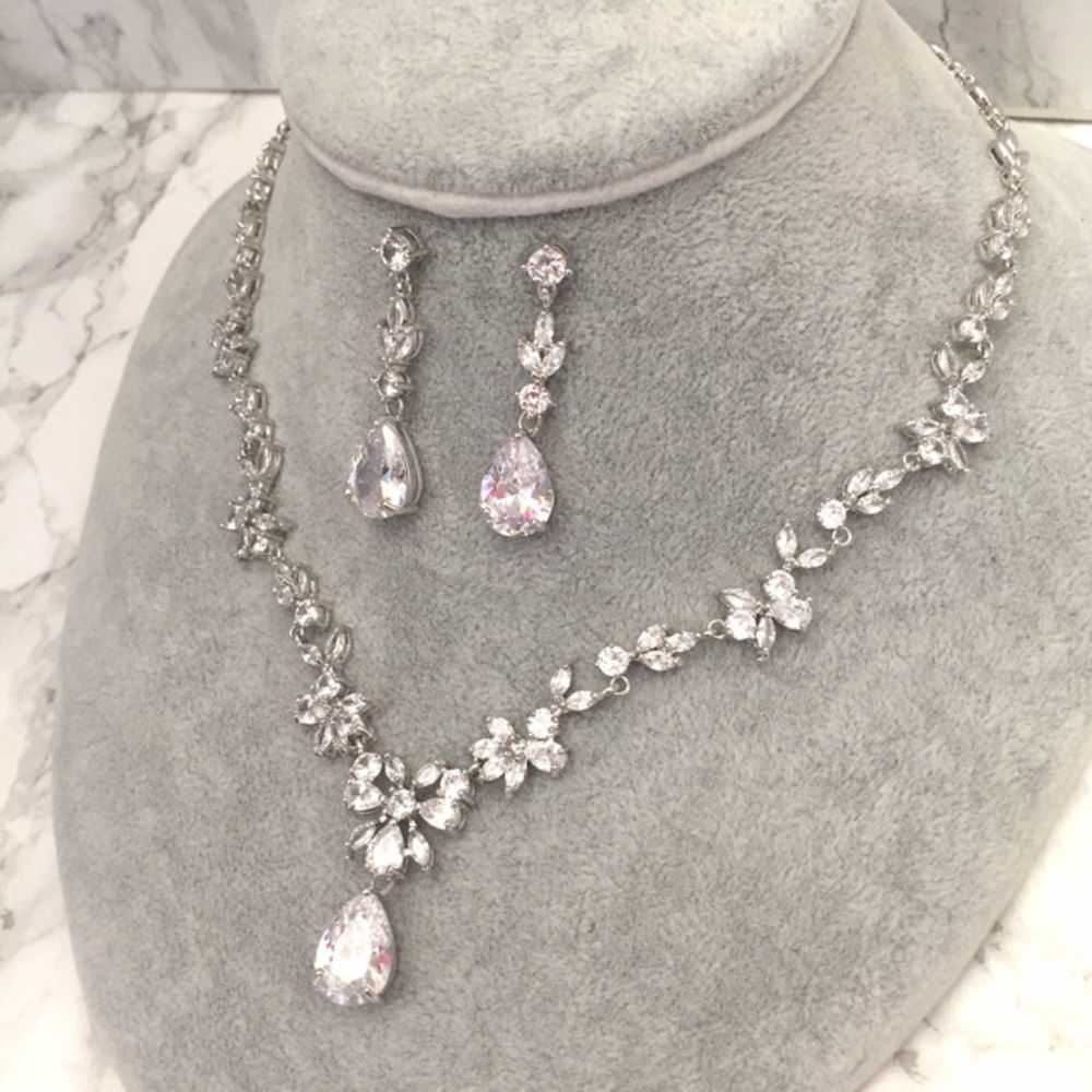 juri silverジルコニアネックレス&ピアスセット/ブライダルアクセサリー 【結婚式 アクセサリーセット】