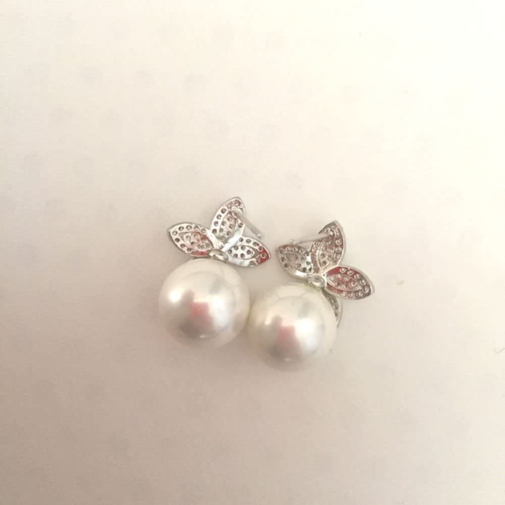 【ピアス・イヤリング】chum ジルコニアピアス 【結婚式 ピアス イヤリング】