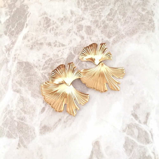 【ピアス・イヤリング】Ginkgo イチョウピアス/ブライダルアクセサリー 【結婚式 ピアス イヤリング】