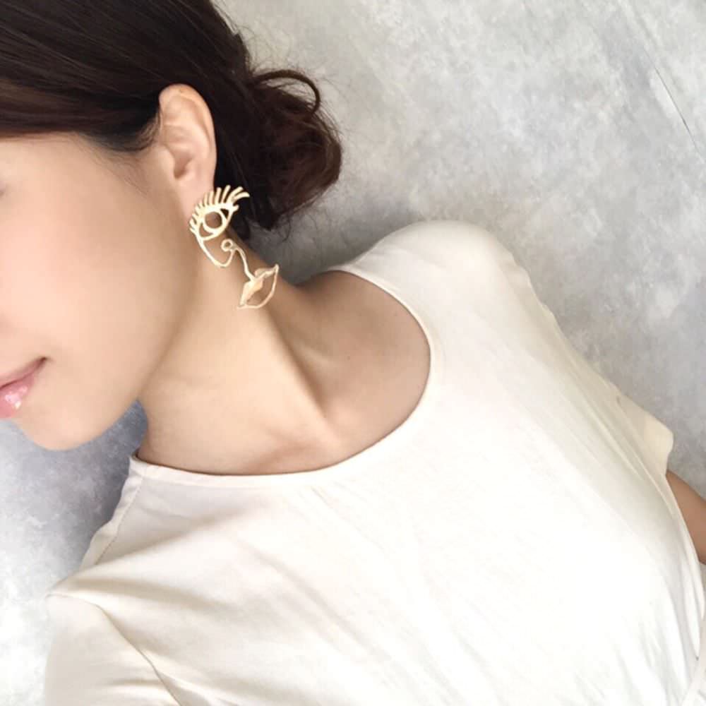 【ピアス・イヤリング】smile フェイスピアス/ブライダルアクセサリー 【結婚式 ピアス イヤリング】