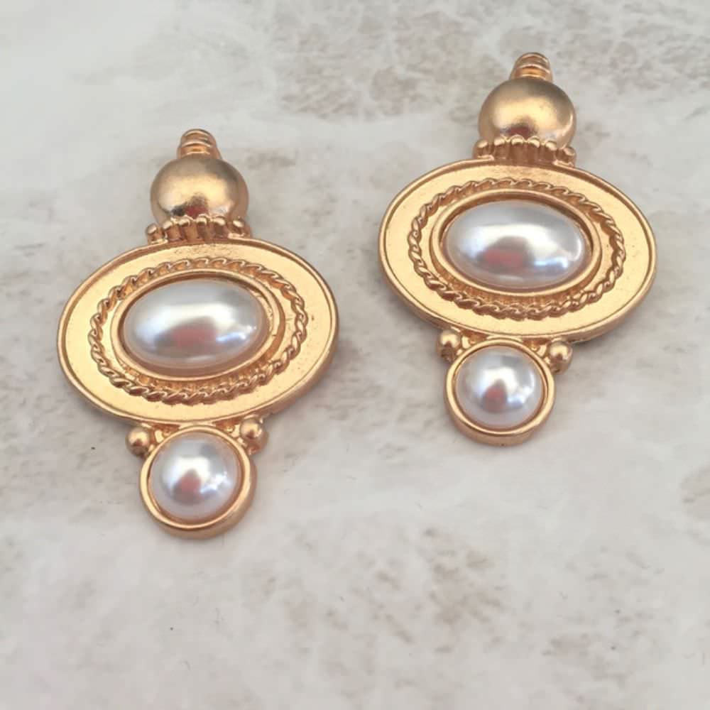 【ピアス・イヤリング】ai ゴールドピアス/ブライダルアクセサリー 【結婚式 ピアス イヤリング】