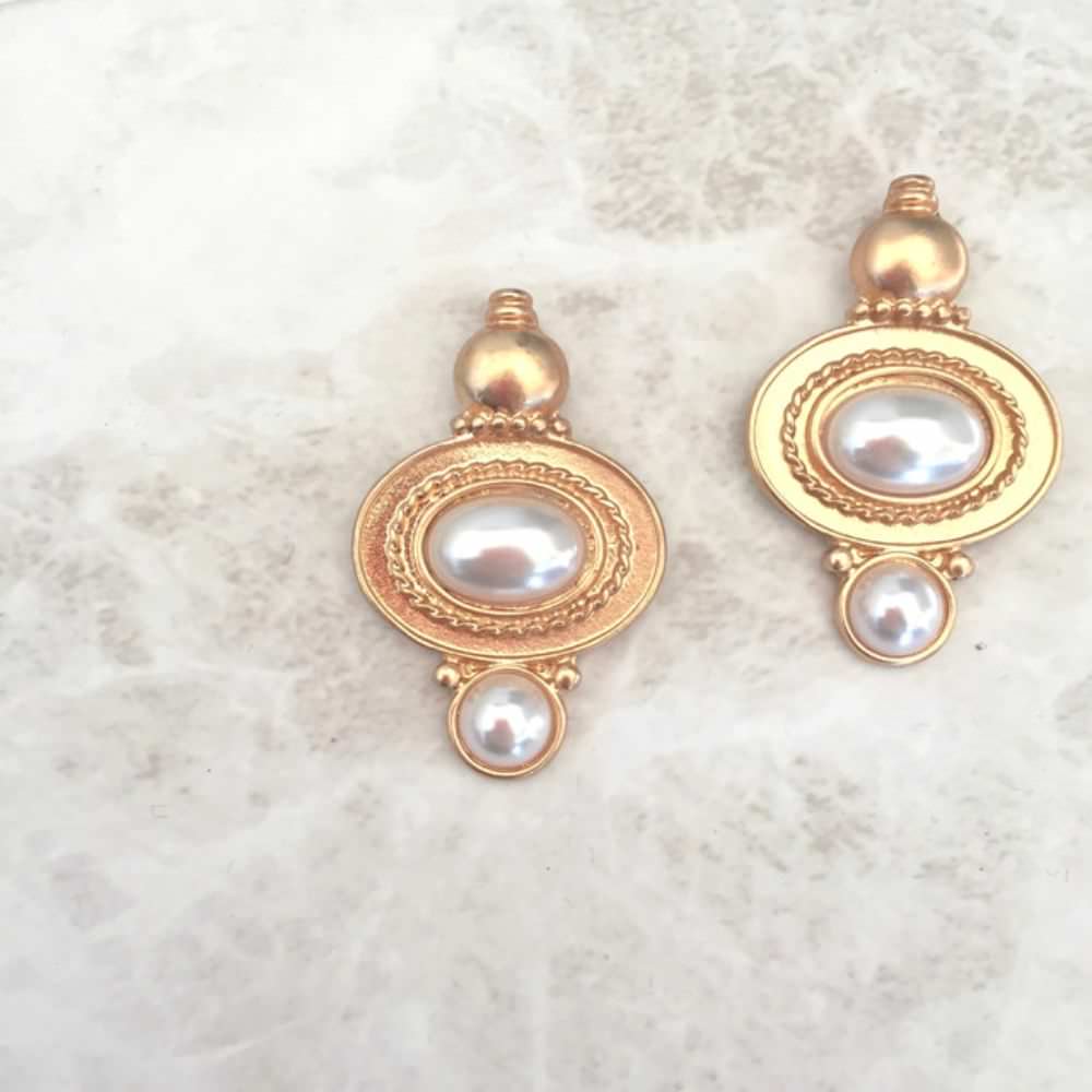 【ピアス・イヤリング】ai ゴールドピアス/ブライダルアクセサリー 【結婚式 ピアス イヤリング】