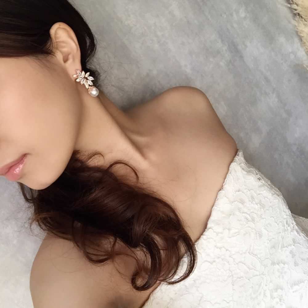 【ピアス・イヤリング】torsion ジルコニアピアス/ブライダルアクセサリー 【結婚式 ピアス イヤリング】