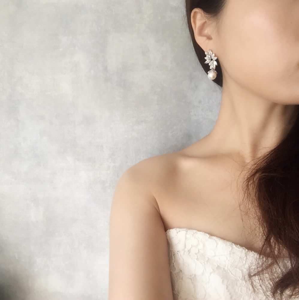 【ピアス・イヤリング】torsion ジルコニアピアス/ブライダルアクセサリー 【結婚式 ピアス イヤリング】