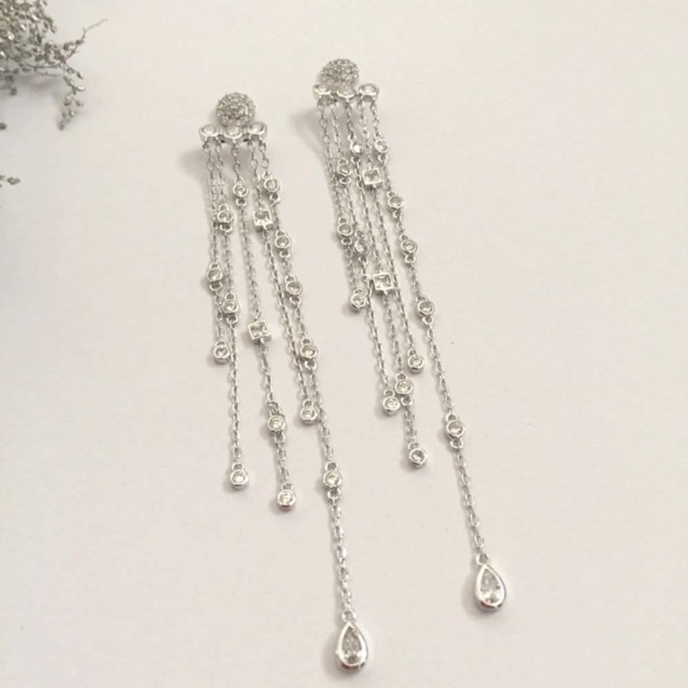 【ピアス・イヤリング】merveilleux ジルコニアピアス/ブライダルアクセサリー 【結婚式　ピアス　イヤリング】