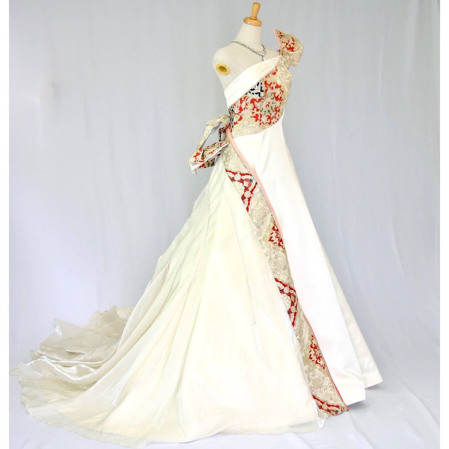 サテンに帯地【結婚式 レンタル】