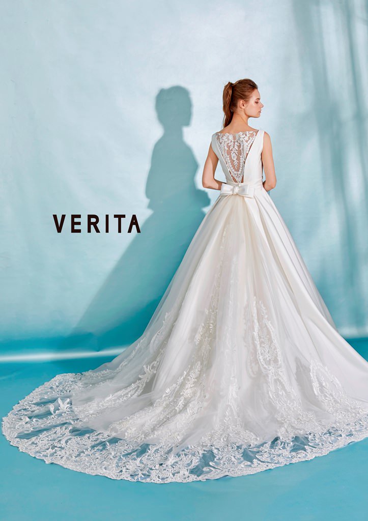 VERITA ベリタ 【ウェディングドレス レンタル】