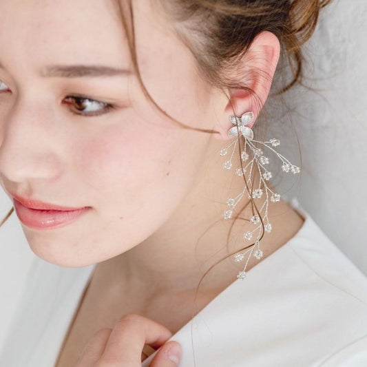 【イヤリング】ブライダルイヤリング 小枝イヤリング フラワー ビーズ e2 【結婚式 ピアス イヤリング】