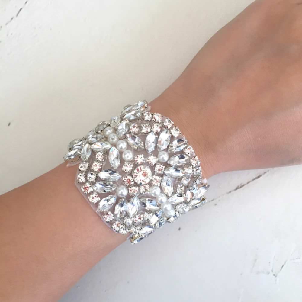 【ブレスレット】alignerビジューブレスレット/アームレット/アンクレット/ブライダルアクセサリー 【結婚式 ブレスレット】